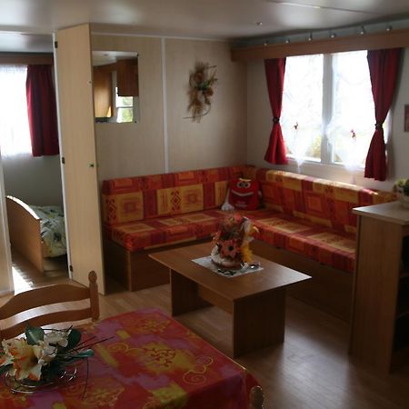 Готель Camping Bellevue Authuille Екстер'єр фото