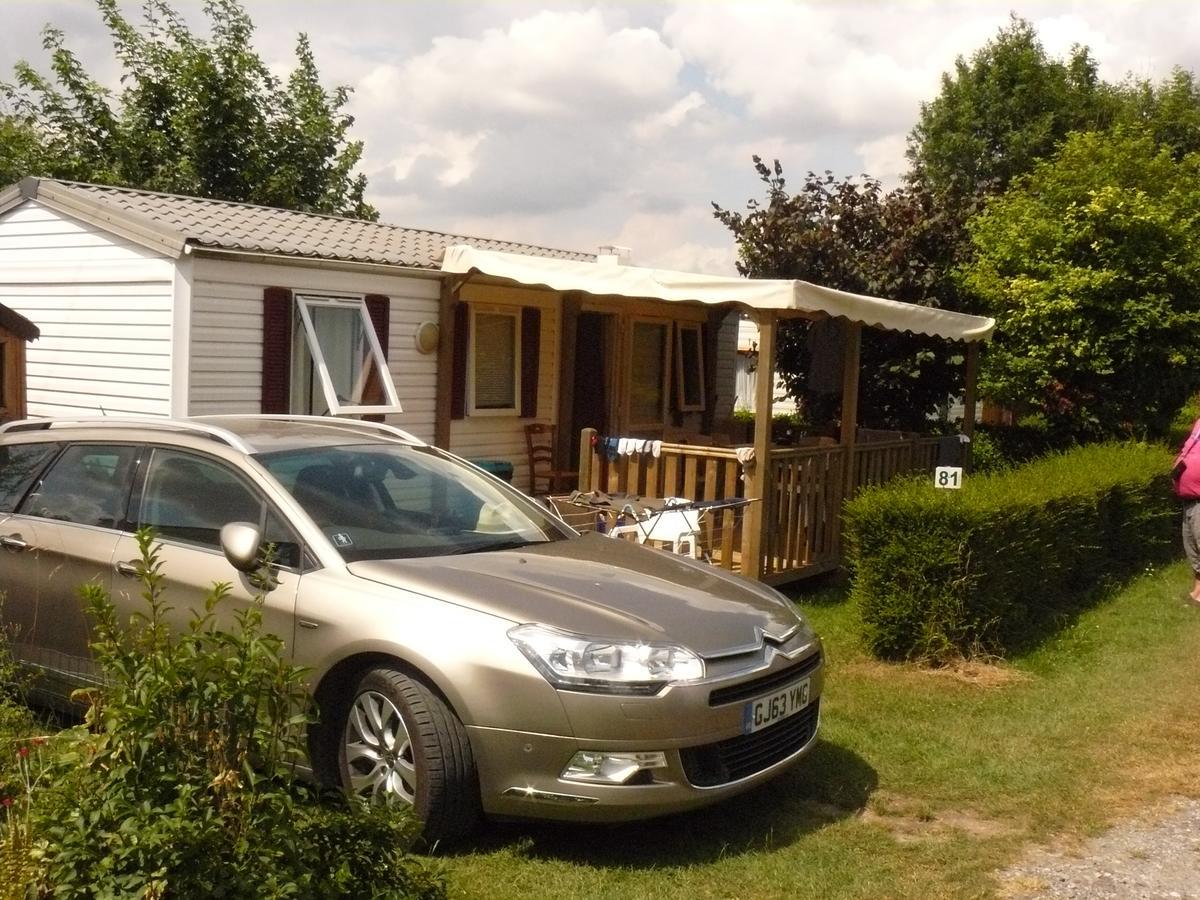 Готель Camping Bellevue Authuille Екстер'єр фото